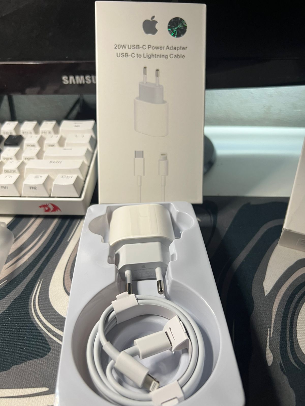 Cargadores Apple Completos